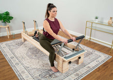 Load image into Gallery viewer, | caption::Studio Reformer - Classic Footbar - No-Roll Springbar