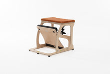 Load image into Gallery viewer, Exo Chair|color::Russet