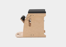 Load image into Gallery viewer, Wunda Chair side photo