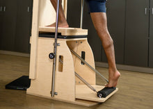 Load image into Gallery viewer, Wunda Chair in-use product photo
