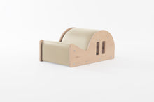 Load image into Gallery viewer, clara step barrel|color::parchment

