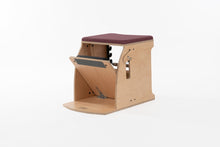 Load image into Gallery viewer, Wunda Chair|color::Burgundy
