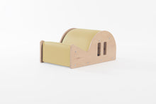 Load image into Gallery viewer, Clara Step Barrel®|color::Parchment
