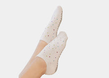 Load image into Gallery viewer, Women's gem grip socks - white
