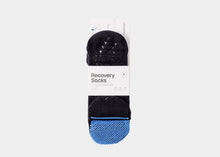 Load image into Gallery viewer, Naboso Grip Recovery Socks in packaging

