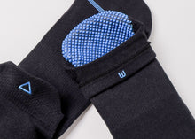 Load image into Gallery viewer, The Naboso neuro-stimulating texture inside the sock
