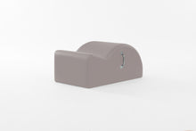Load image into Gallery viewer, East Coast Step Barrel|color::Putty
