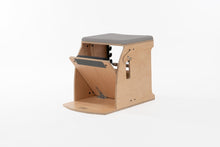 Load image into Gallery viewer, Wunda Chair|color::Taupe

