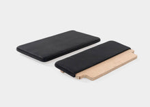 Load image into Gallery viewer, Black padded Footplates for Ladder Barrel.

