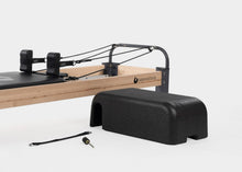 Load image into Gallery viewer, Rialto Reformer for group classes with professional features.
